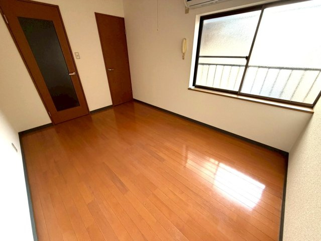 ピソピッコロの内装