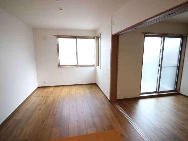デファーンドル長岡京のその他