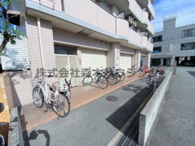 【その他共用部分】 | 　メゾンエイコーA | 駐輪場です