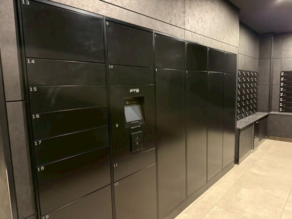 【設備】 | 【宅配ボックス】現代では欠かせない宅配ボックス！留守中でも荷物を受け取れます。