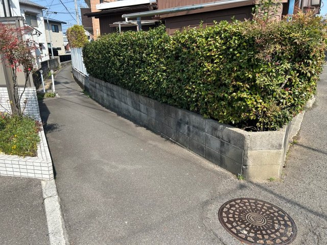 小栗2丁目の前面道路含む現地写真