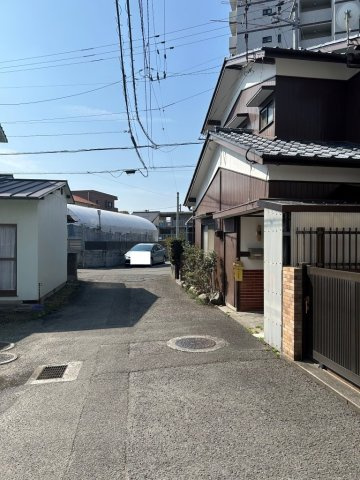 小栗2丁目の前面道路含む現地写真