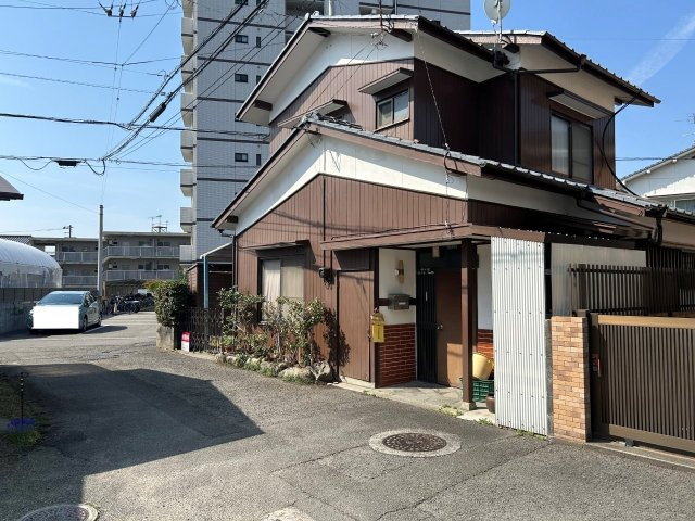 小栗2丁目の前面道路含む現地写真