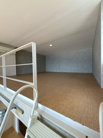 アーバン栄の寝室
