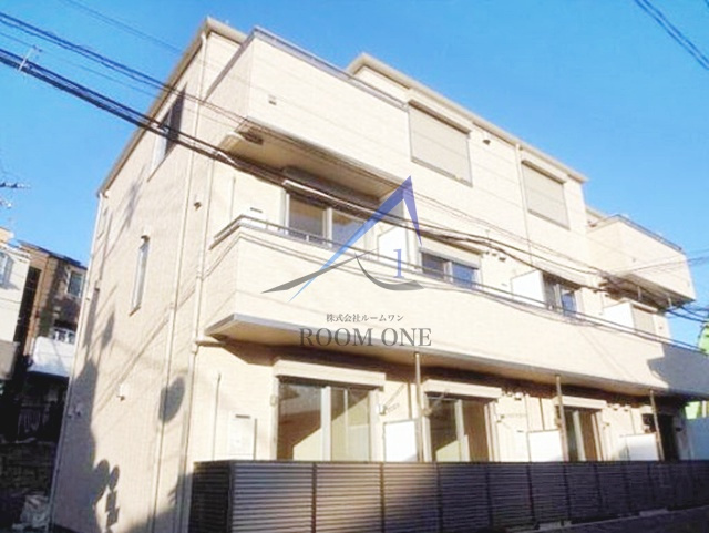 ヴェルデストゥーディオ