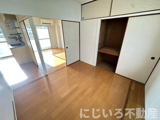 ヴィラナリー横見Ⅰの寝室