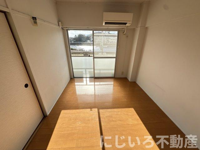ヴィラナリー横見Ⅰの寝室