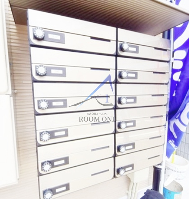 セレーナ神之木町のその他共用部分|集合ポストです。