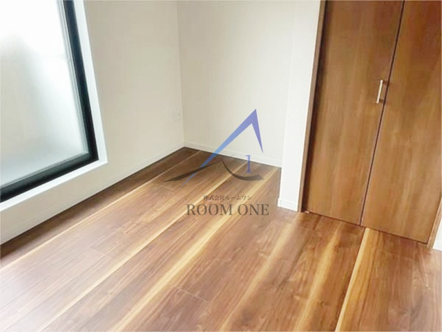 セレーナ神之木町の居間・リビング|洋室のお部屋です。