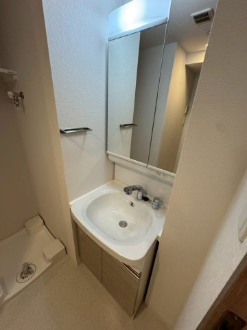 THE HUB MIYAKOJIMAの洗面所