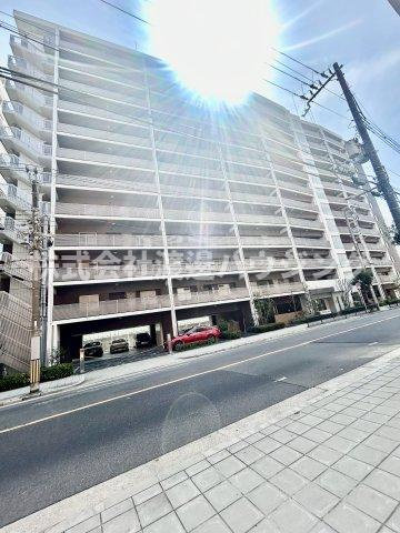 リベールグラン中之島テラスの駐車場