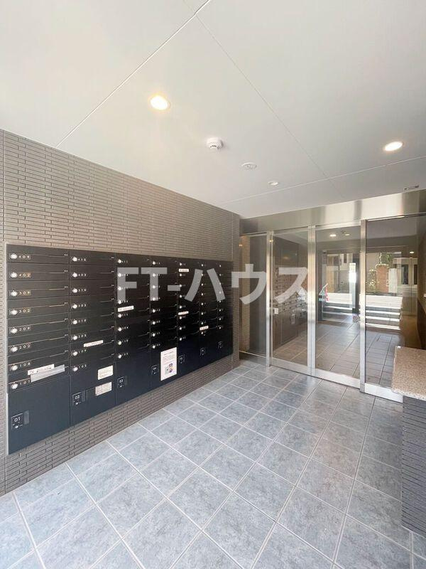 S-FORT船橋海神Eastのエントランス