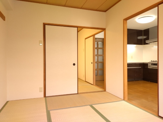 グリーンエクセル甲子園の和室