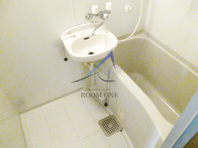 第５６シンエイビルの浴室|お風呂です。