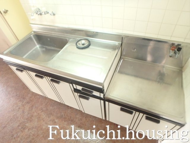 サンライフ赤堤のキッチン