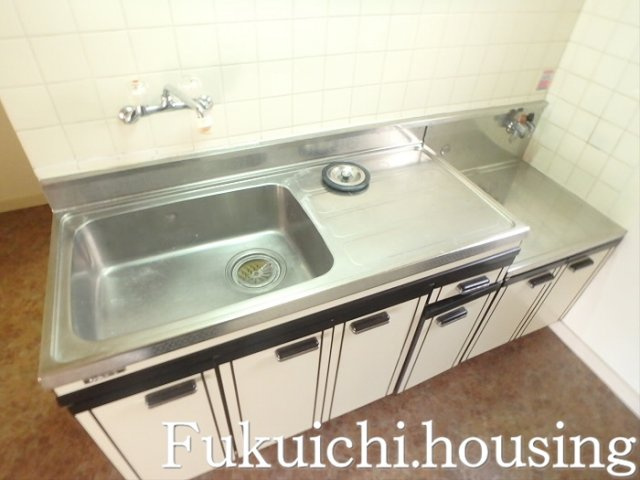 サンライフ赤堤のキッチン