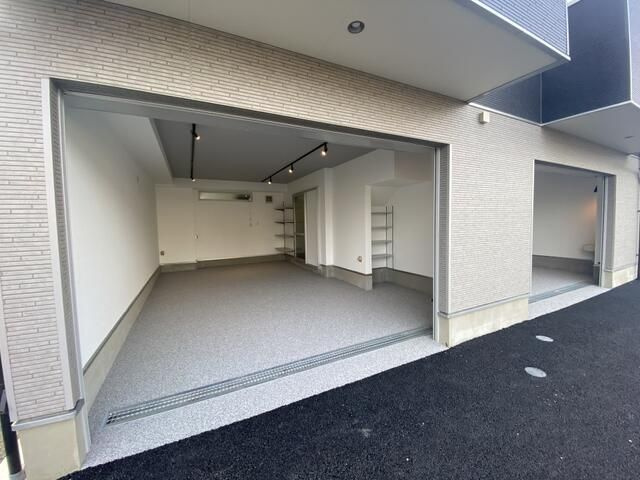 グランデュールＤの駐車場