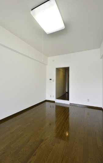 ル・レーヴ笹塚の居間・リビング