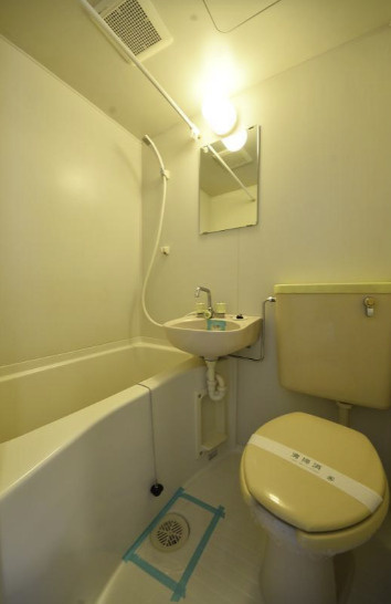 ル・レーヴ笹塚の浴室