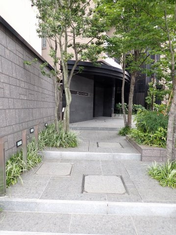 ザ・パークハウス文京本駒込のエントランス