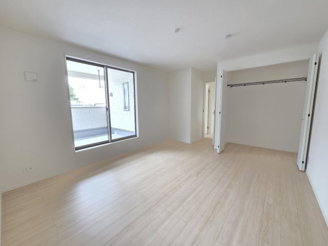 新築　太田市新田大根町第2　1号棟　Cradle Gardenの収納|現地写真　全居室収納付きなのでお部屋が片付きますね！