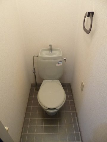 ひかりコーポ小日向のトイレ