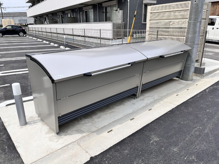 LUSSOⅣ A棟のその他共用部分|敷地内ゴミ置き場あり♪