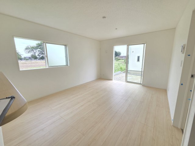 新築　太田市新田大根町第2　2号棟　Cradle Gardenの居間・リビング|新築　太田市新田大根町第2　2号棟　Cradle Garden