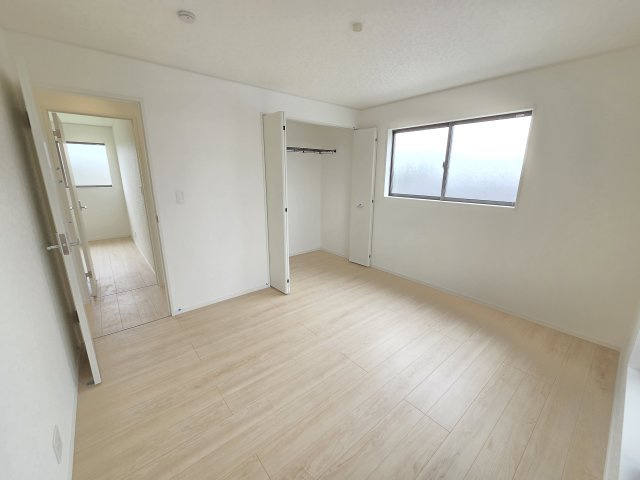 新築　太田市新田大根町第2　3号棟　Cradle Gardenの収納|現地写真　全居室収納付きなのでお部屋が片付きますね！