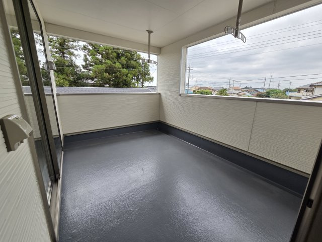 新築　太田市新田大根町第2　3号棟　Cradle Gardenのバルコニー|現地写真　インナーバルコニーなので急な雨でも安心です！
