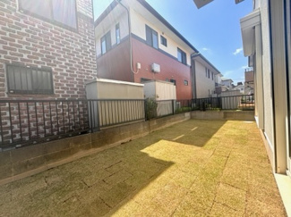 【庭】 | 千葉市緑区おゆみ野南4丁目　中古戸建 | 新しく植え替えた天然芝のお庭