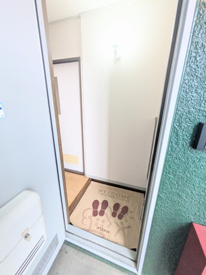 シューズボックス完備の玄関