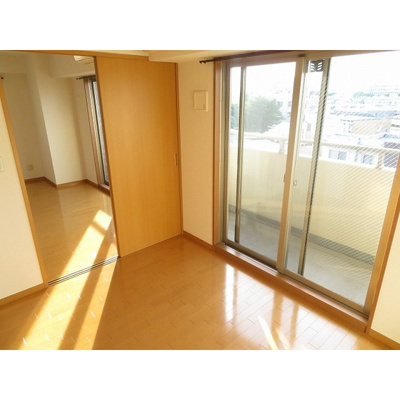 【居間・リビング】 | プレデパルク３ | 洋室