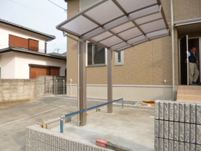 屋根付き駐輪場