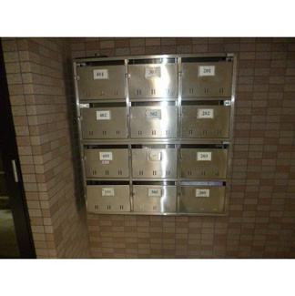 【エントランス】 | メールボックス