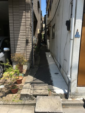 メゾン・セレナのエントランス