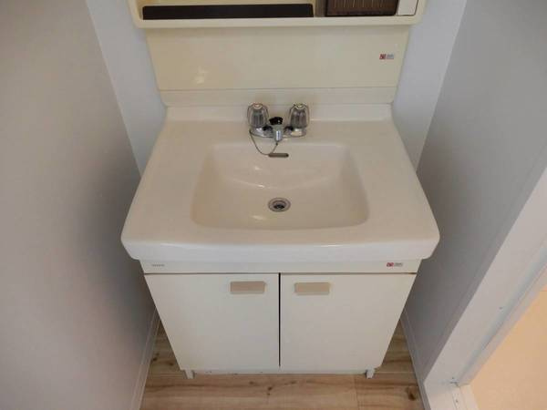 ビレッジハウス草部3号棟の洗面所|ビレッジハウスの同一物件・同一タイプの間取りの写真です