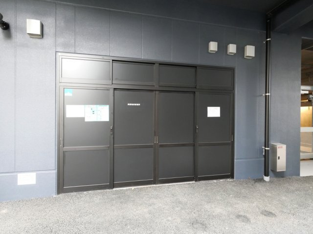 LEXE AZEST横濱関内の外観