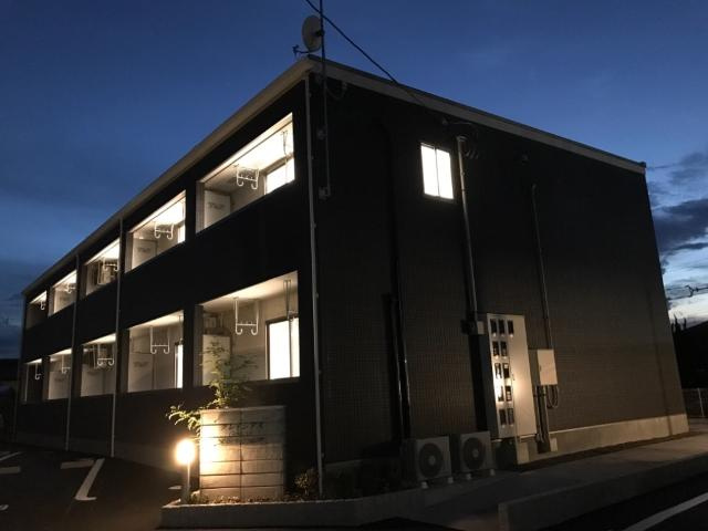 グレイシアスの外観|外観写真（夜）