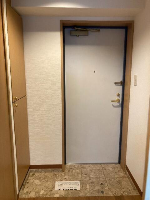 リヴァージュ浅草橋の玄関