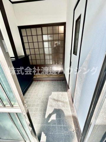 加島3丁目テラスハウスの玄関