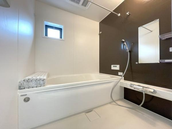 横浜市保土ケ谷区上星川２丁目の新築一戸建の外観：施工例|同じ施工会社が建築した施工例です。