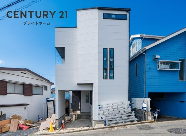 横浜市神奈川区神之木台の新築一戸建の前面道路含む現地写真|同仕様物件のご案内をさせて頂きます。
お車でご自宅まで送迎承ります。