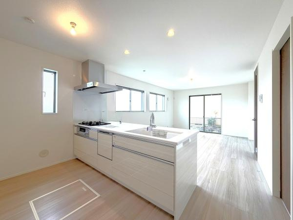 横浜市旭区今宿町の新築一戸建の外観：施工例|同じ施工会社が建築した施工例です。