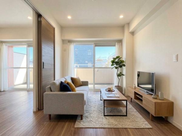 【洋室】 | シャンボール二子玉川園 | 心地よい日差しと風が気持ちの良い居室♪　リッチな空気は、広々とした居室の特権です♪※CGにて家具等の配置をしております。なお家具等は販売価格には含まれておりません。