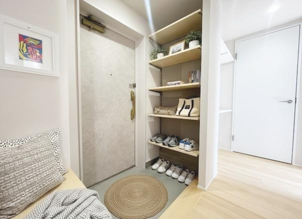 クオス宮崎台の玄関|玄関回りも綺麗にまとまっています