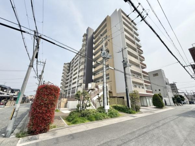 【外観】 |  グランディア津久野プレジオ | JR阪和線「上野芝」駅が徒歩約20分・南海本線「諏訪ノ森」駅が徒歩約23分の2WAYアクセス!!
