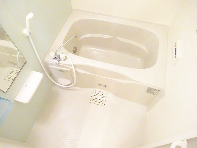 クロッシングⅡＡの浴室|コンパクトで使いやすいお風呂です