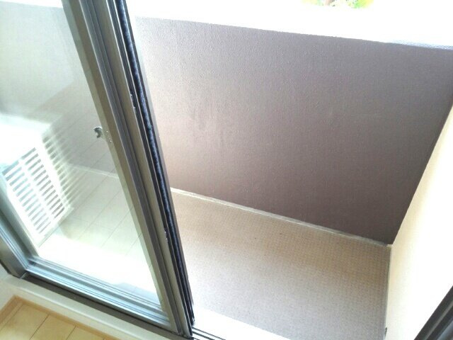 トーク鷹の羽Ⅲのバルコニー|バルコニー付きです