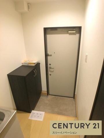 大阪市此花区伝法４丁目の賃貸マンションの玄関